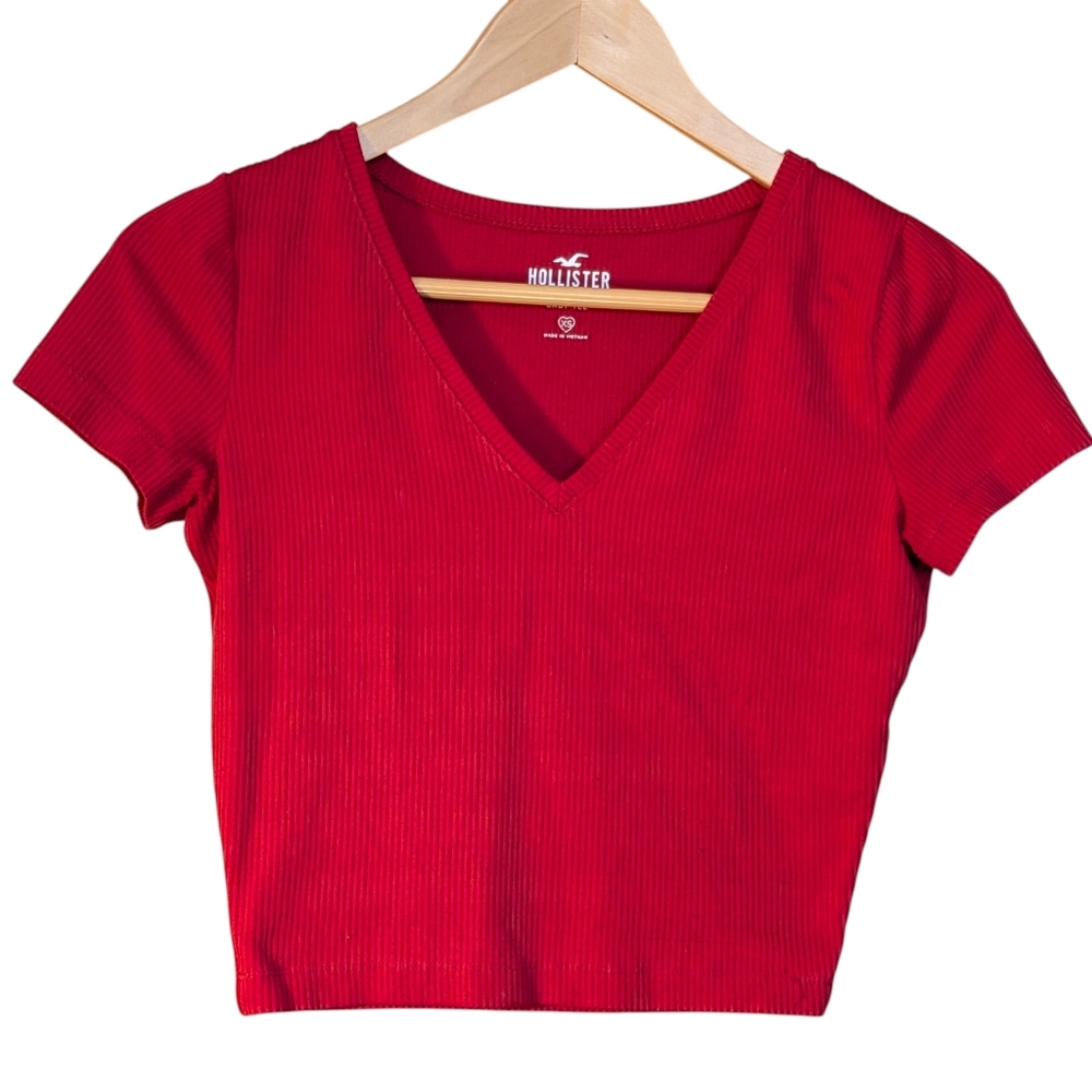 Hollister Red Ribbed V-Neck Crop Baby Tee Red XS Y2k Casual Skater